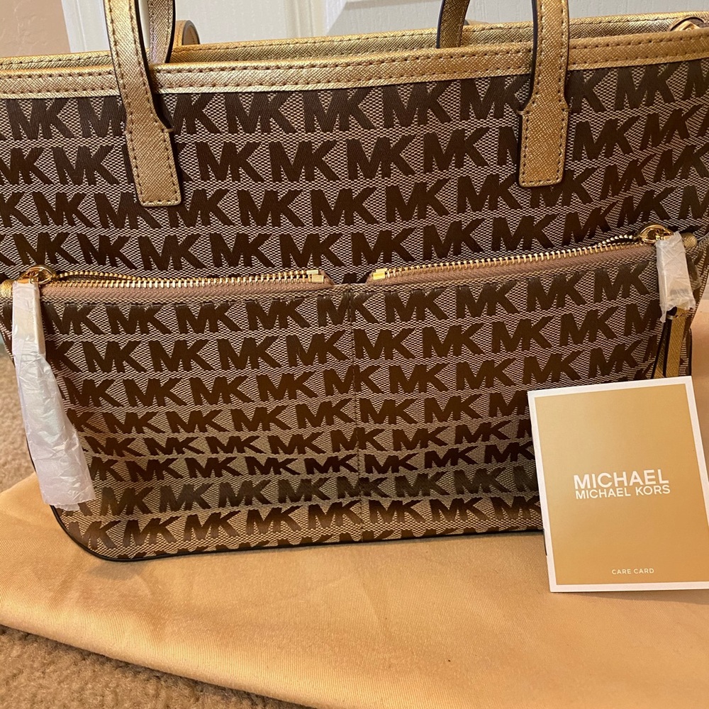 Michael kors purse